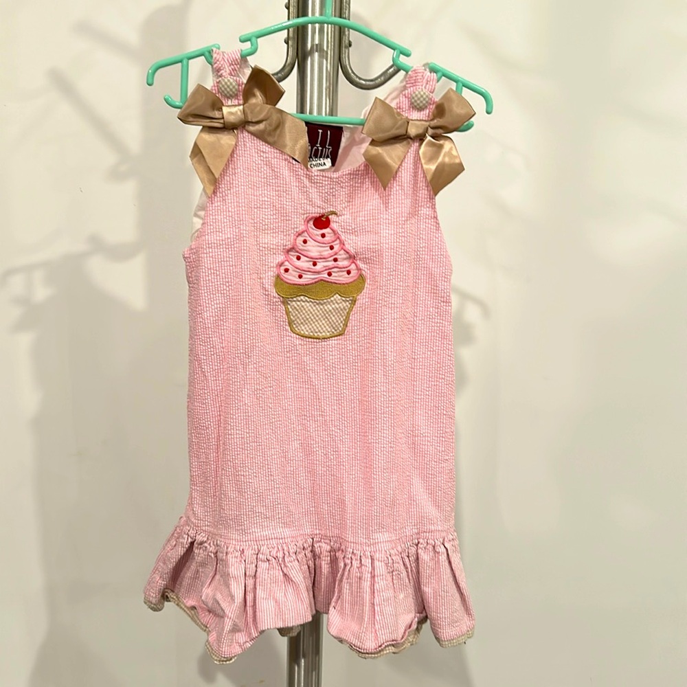 Pink and white cupcake dress little cactus with brown bows